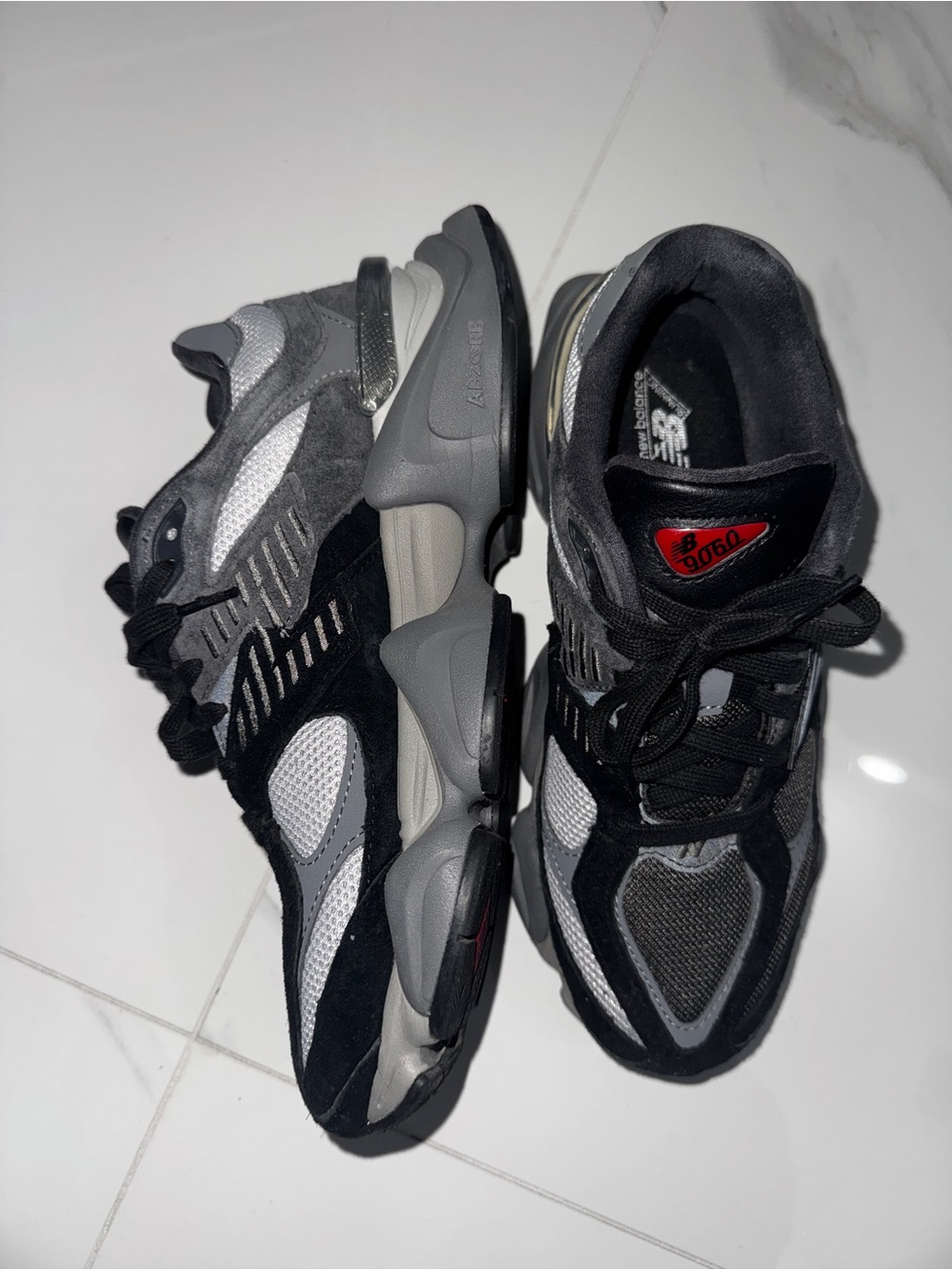 New Balance Men's Black & Gray Running Sneakers